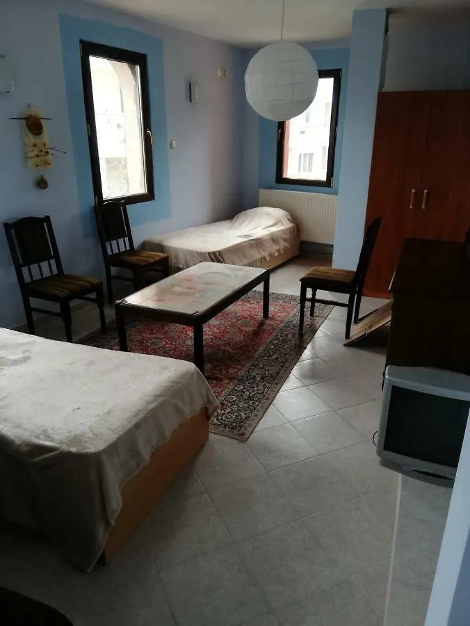 Teheran Sofia Hostel Bulgaria